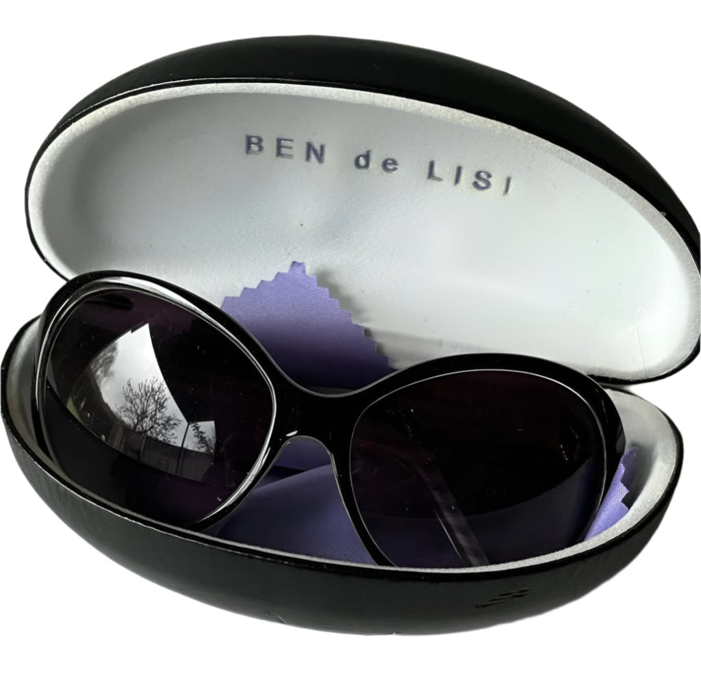 BEN DE LISI Black Framed Sunglasses