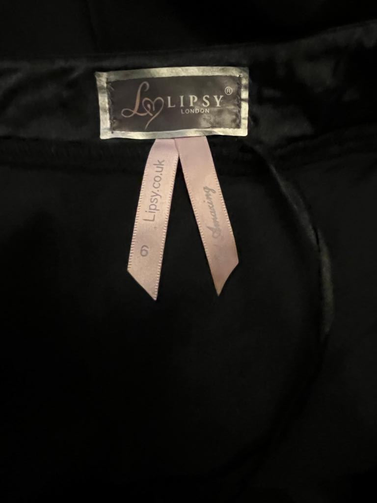 LIPSY Black Sequin & Chiffon Dress Label