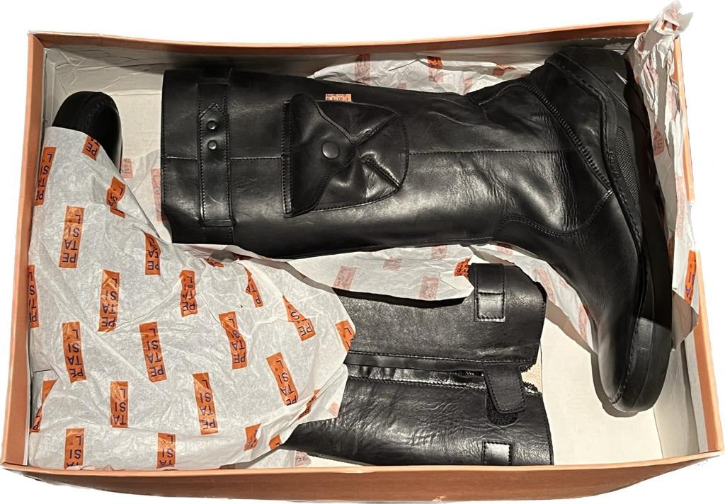 Petasil Black Leather Boots - UK6 - Box