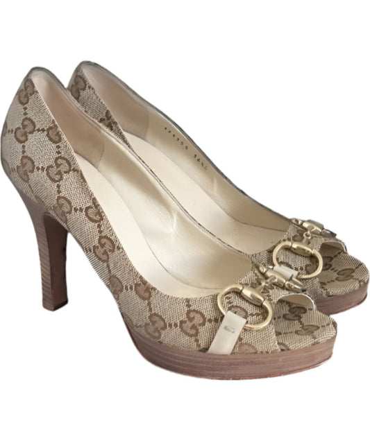 GUCCI Monogram Canvas Shoes - UK3.5