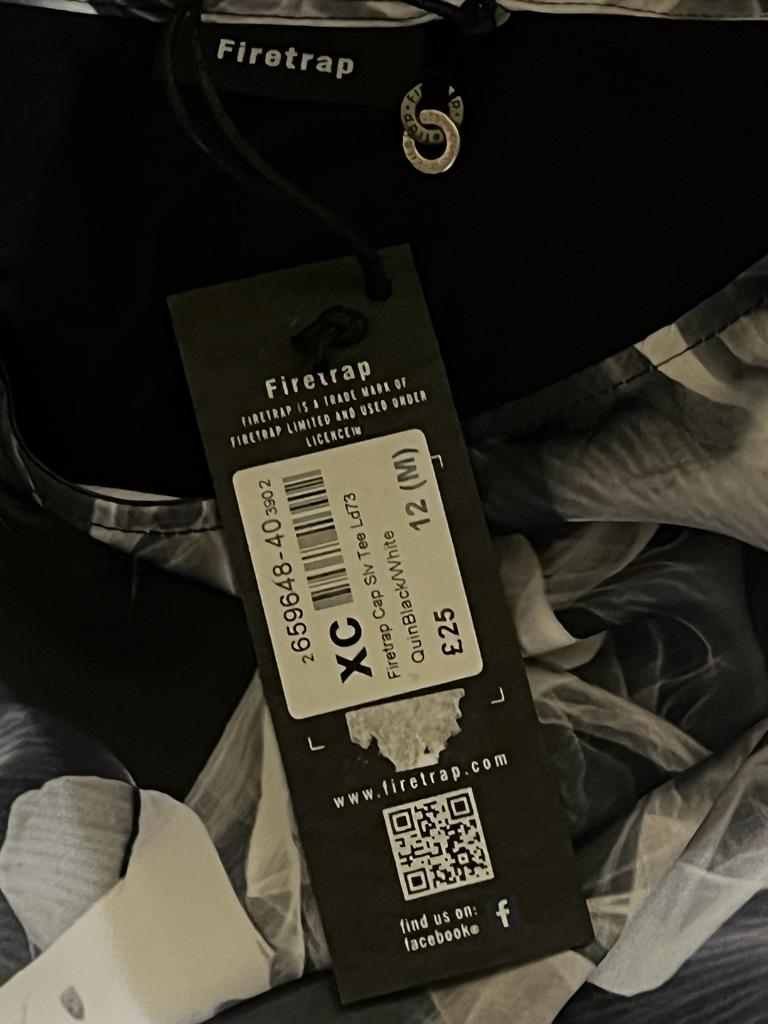 FIRETRAP Black/White Patterned Tee - Tags