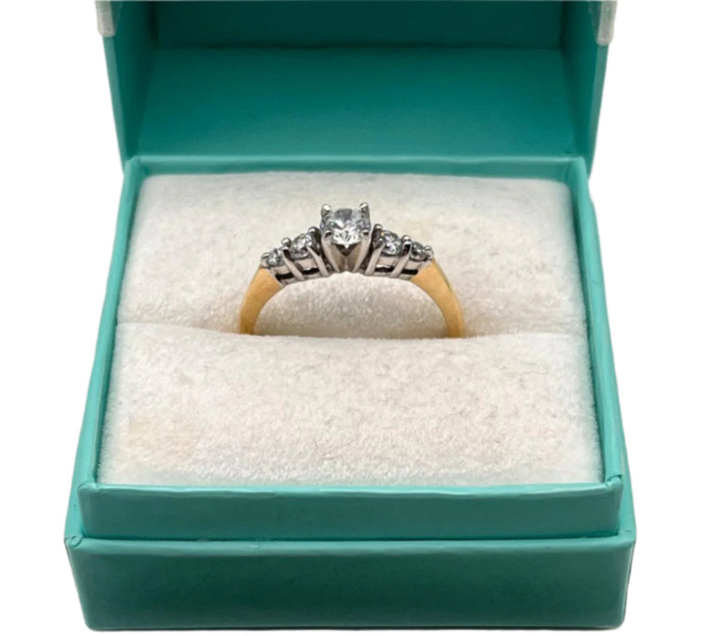 14Ct Gold Ring - Hallmarked 585 - Size 0