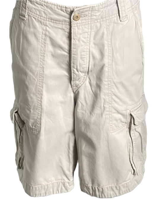 Hollister Cream Cargo Shorts - Size W34