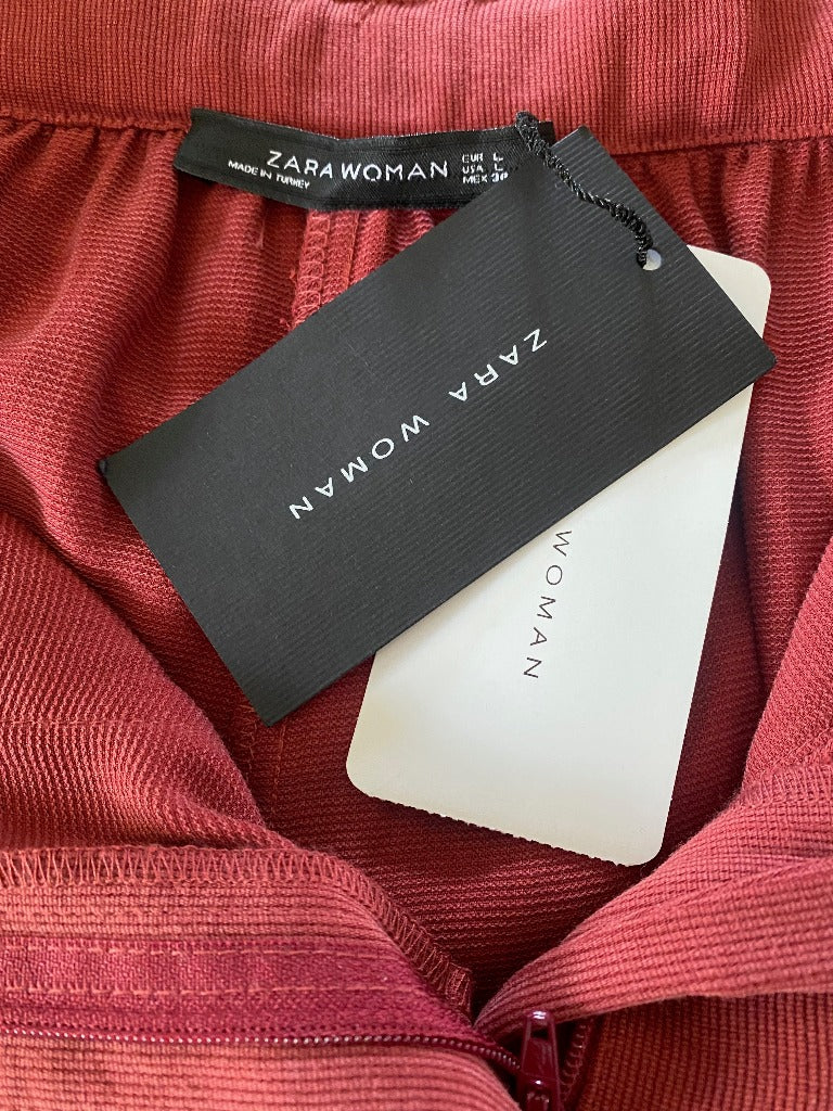 ZARA Rust Coloured Shorts - UK L - Tags