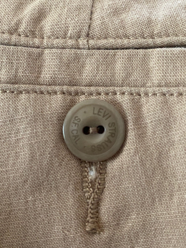 Levis Beige Cotton Jeans W34 - Button Detail