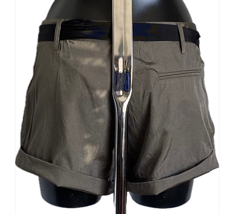 ThistlePearl Khaki Shorts Size UK8 - NEW with Tags