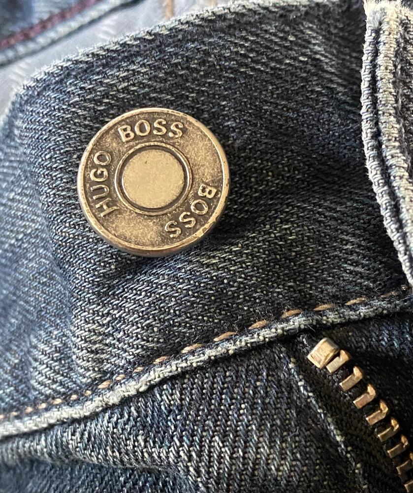 HUGO BOSS Dark Blue Jeans - Size W34x34 - Pre-loved in Great Condition