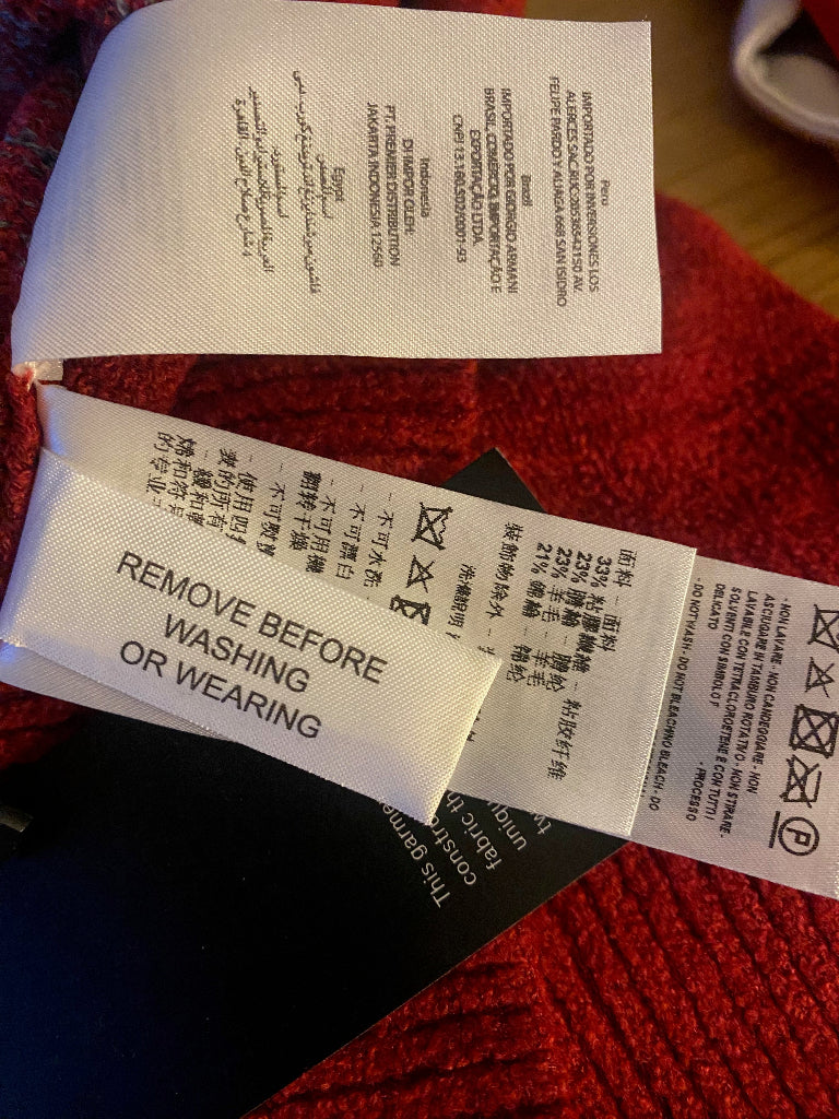 Armani Exchange Jumper - Wash label