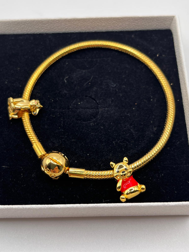 Pandora Gold Moments Bracelet & Charms - NEW