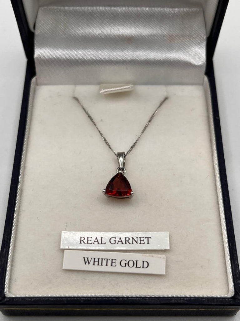 9ct White Gold & Garnet Necklace