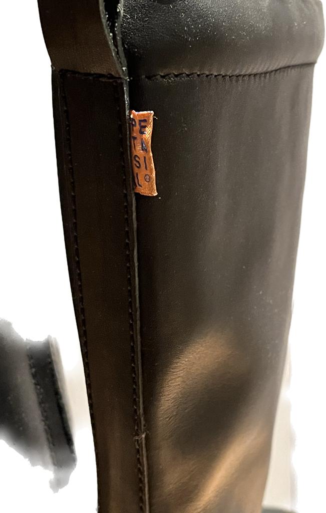 PETASIL Black Leather Boots - UK 9