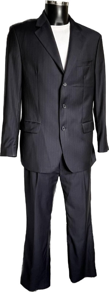 Ermenegildo Zegna Navy Suit  - Size 40