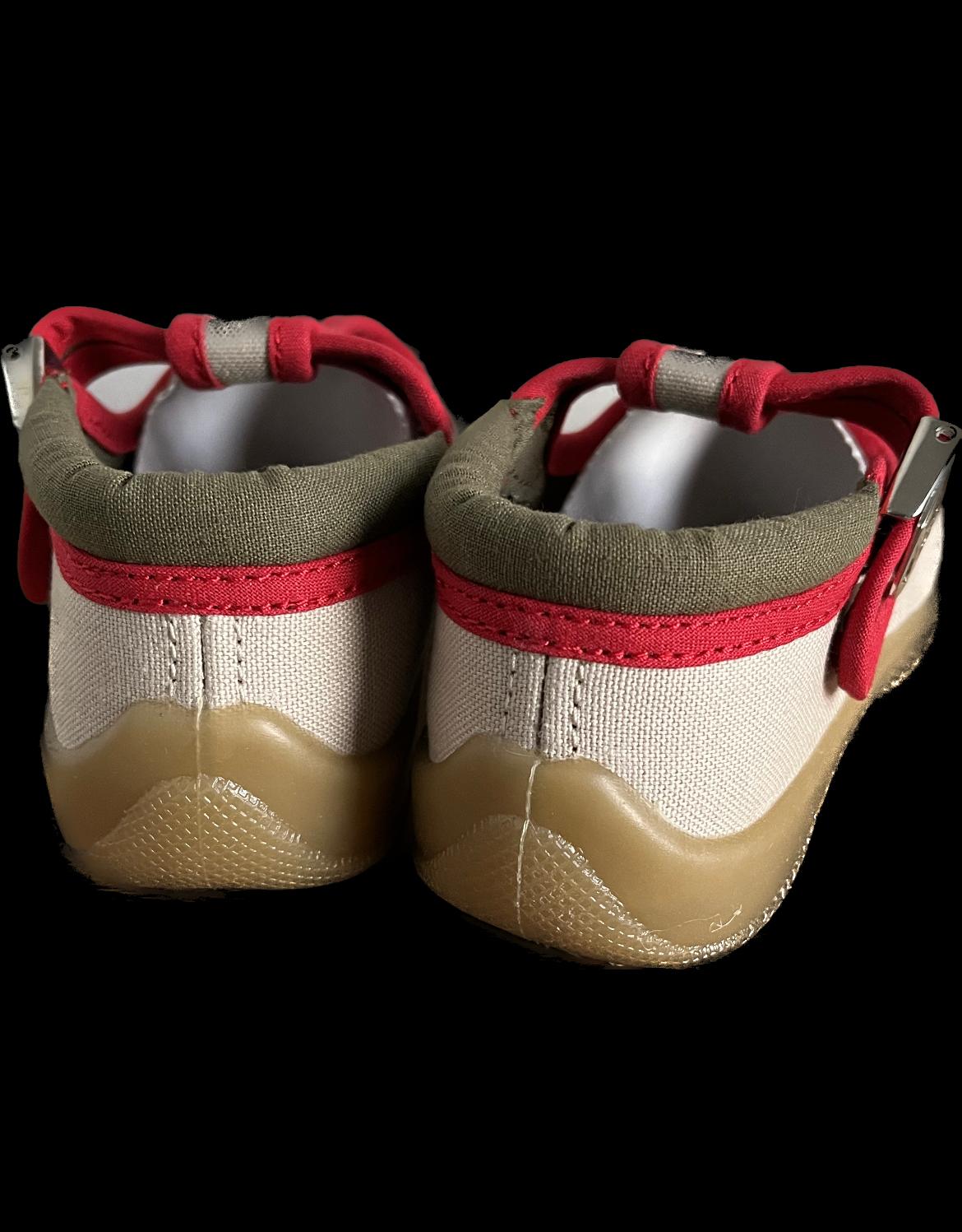 Start-Rite On Safari Canvas Shoe size UK7.5E  NEW