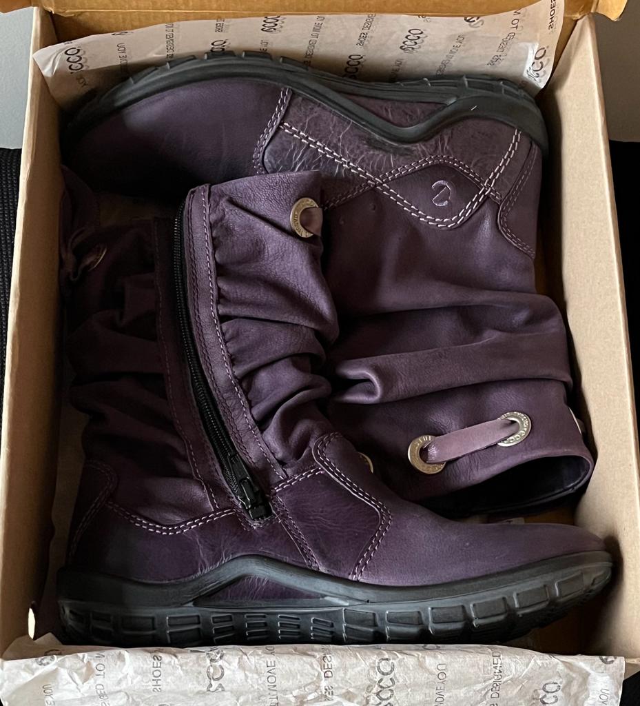Ecco Childrens Leather Boots Purple Size EU 35 UK 2.5 - Brand New in Box