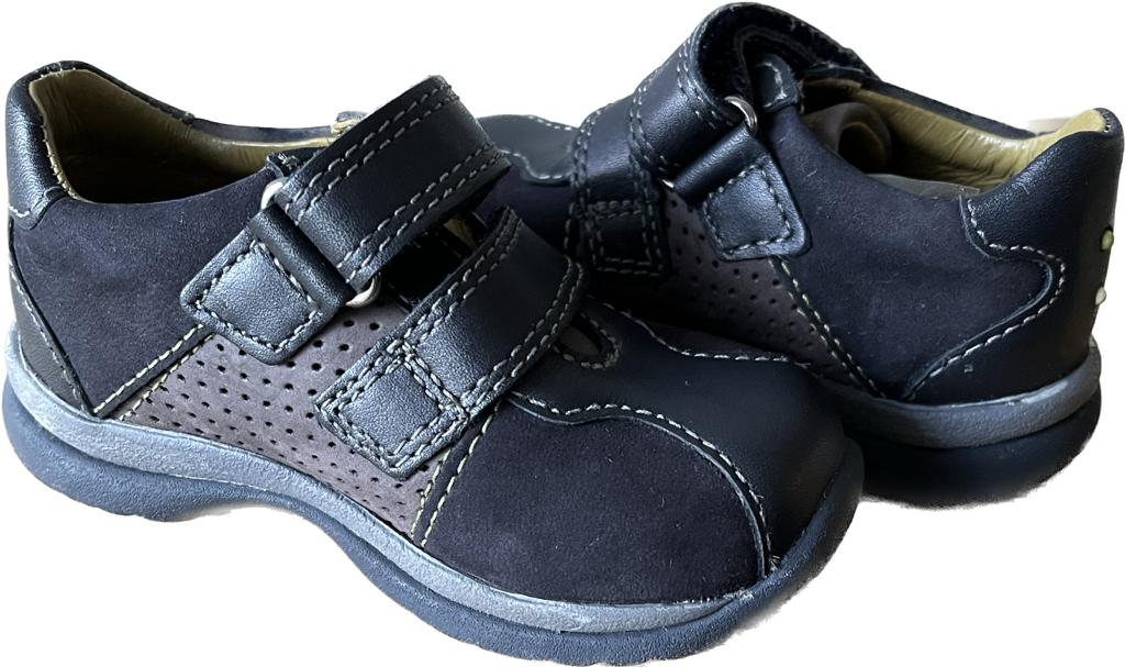 Start-rite Navy Leather shoes size UK3F - 4E  NEW in Box