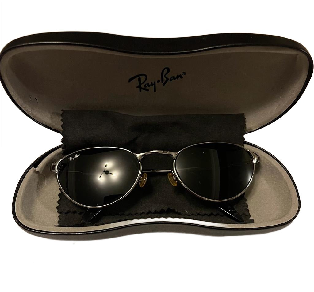 Ray-Ban Black Sunglasses with Case