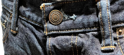 Abercrombie & Fitch - Button