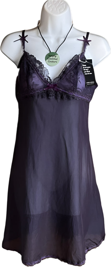 ELLE MacPherson Lingerie Size M - NEW with Tags