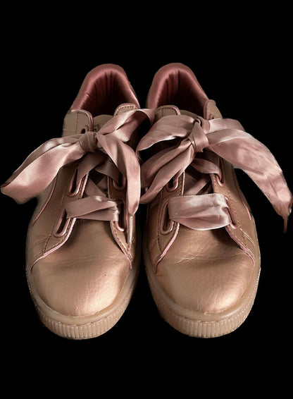 Puma Rose Gold Trainers  - size UK6 - Pre-loved and in great condition