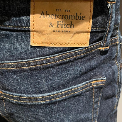 Abercrombie & Fitch - Rear Leather Label