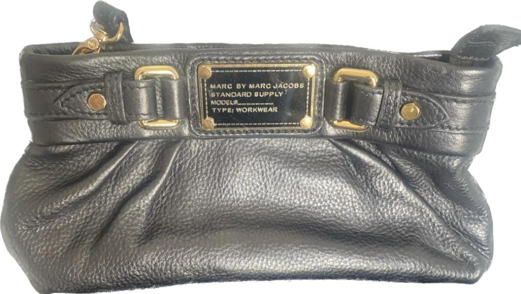 MARC JACOBS Black Leather Wristlet Bag