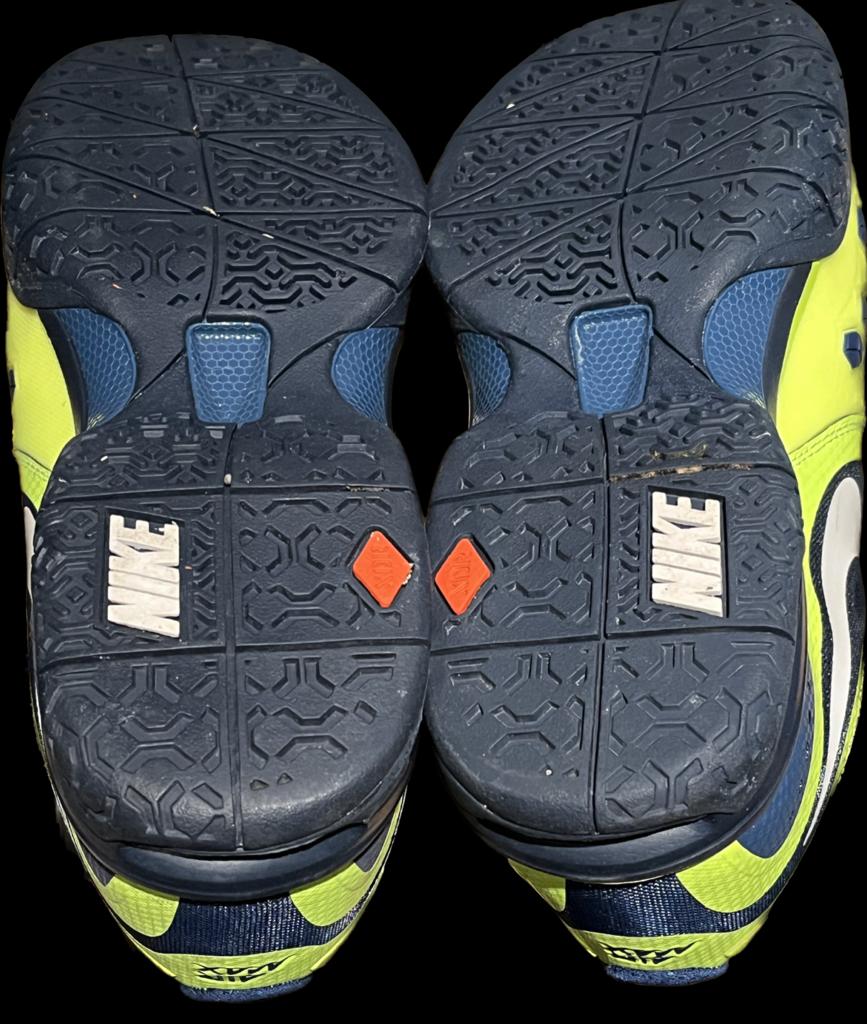 NIKE Fluorescent Green Trainers - UK 10