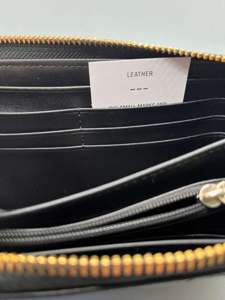 DKNY Black Leather Purse - Card