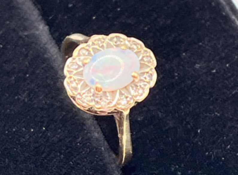 Diamond & Opal Vintage Gold Ring