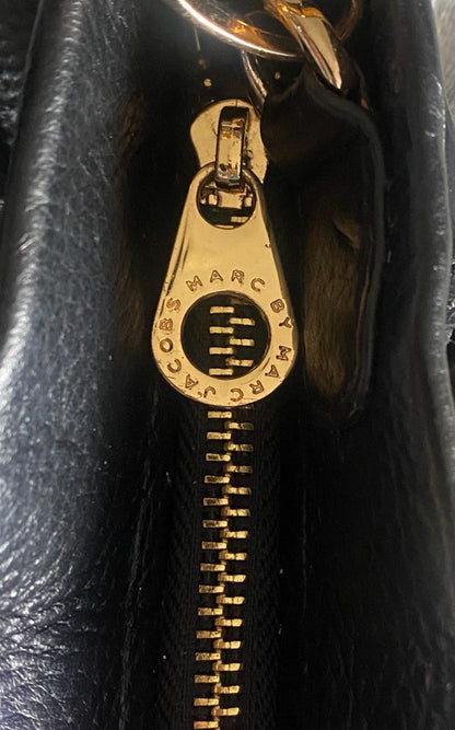 MARC JACOBS Black Leather Wristlet Bag