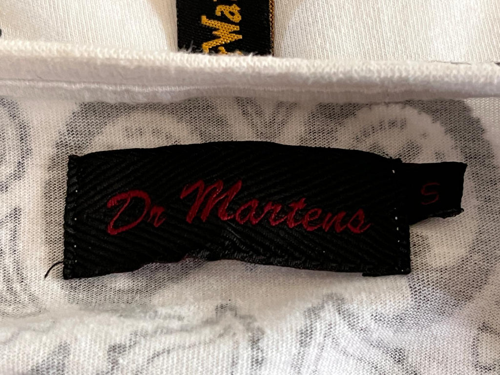DR. Martens Mandala T-Shirt - Labeling