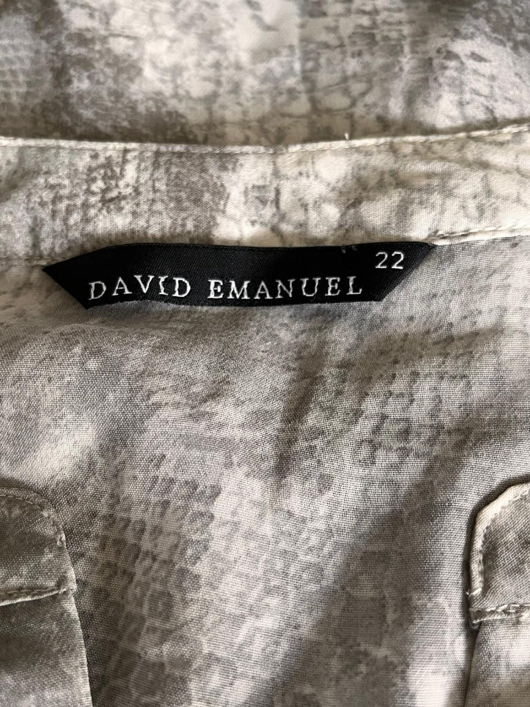 David Emanuel Grey & White Top - UK22