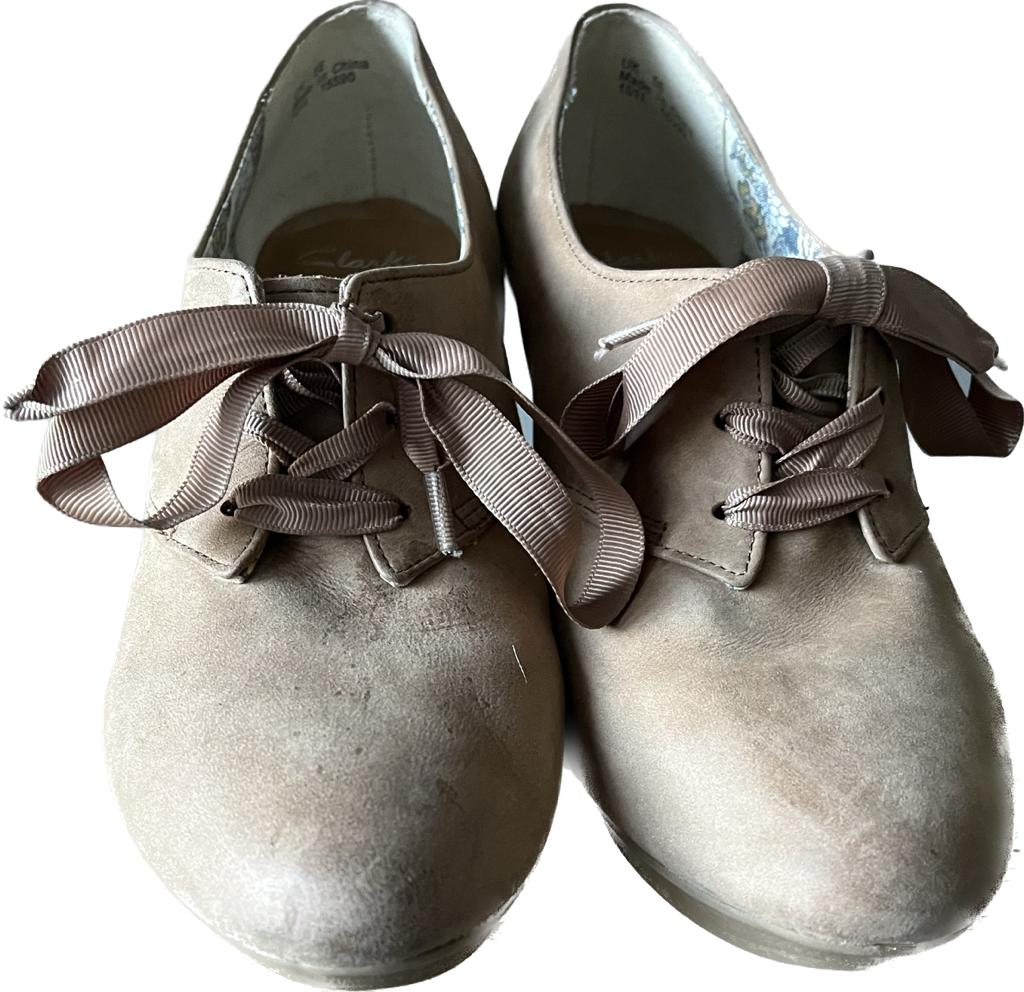 Clarks Grey Cashmere Bow Shoes - UK5