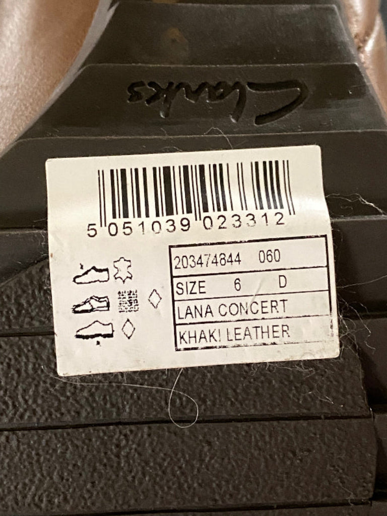 Clarks Khaki Leather Boots - UK6 - Label