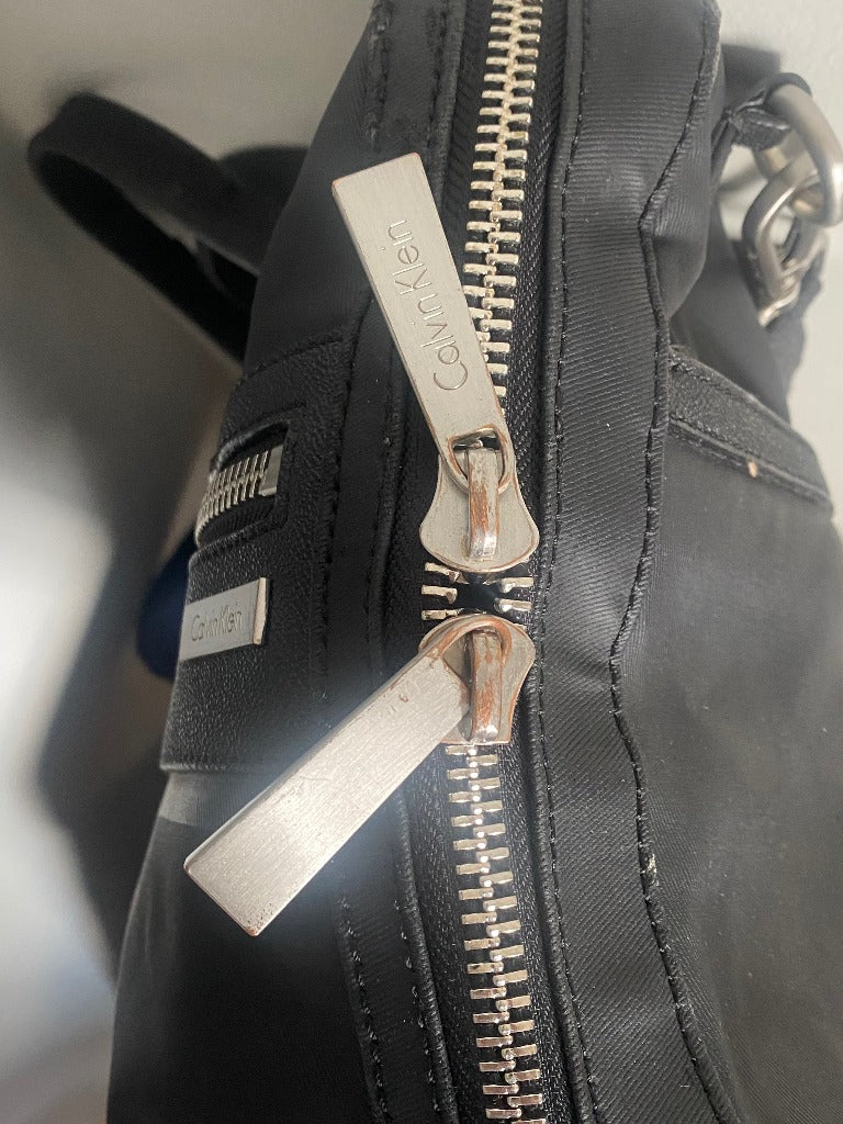 Calvin Klein Business Bag for Laptop - Zips