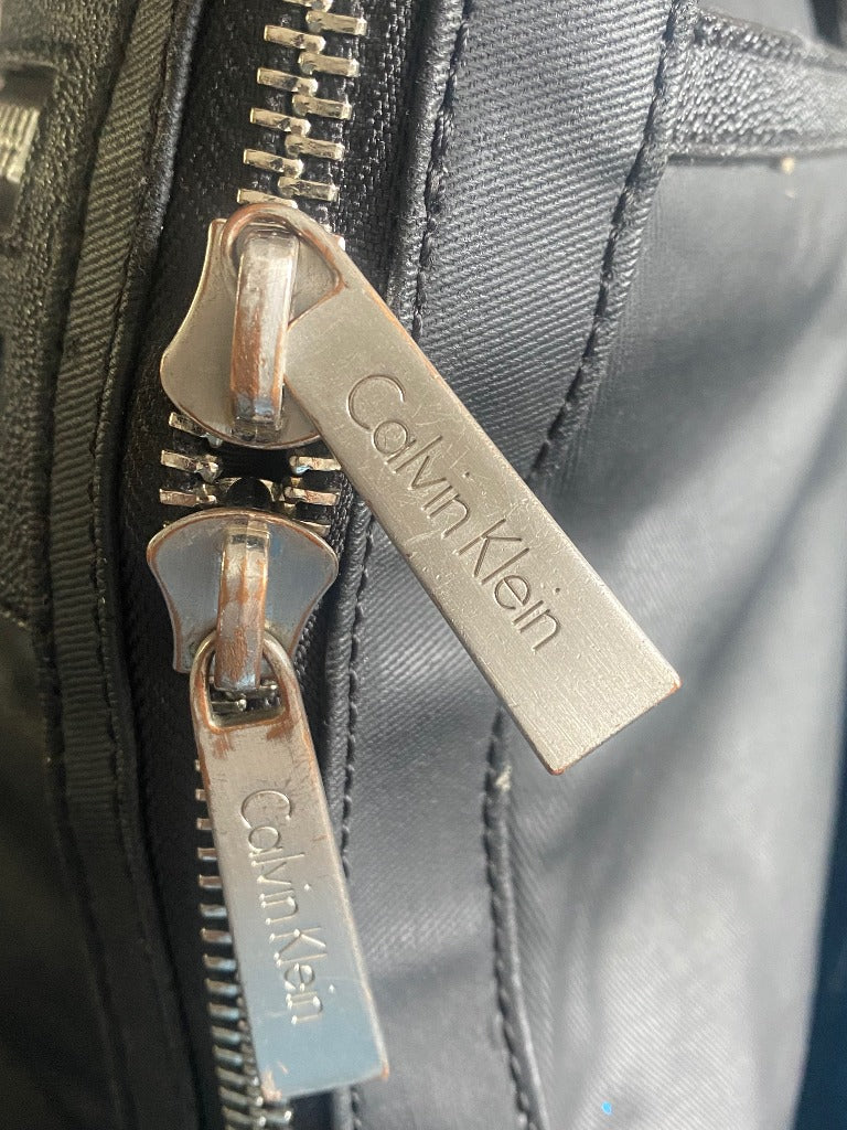 Calvin Klein Business Bag Zippers