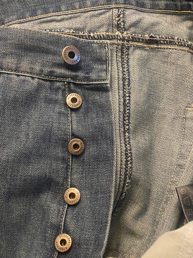 Vintage Styled Burberry Jeans - W34R - Button Fly