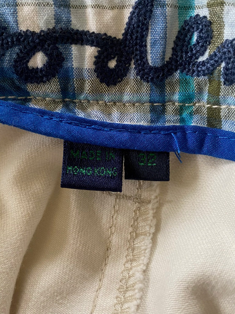 BODEN Cream Cargo Shorts W32 Label