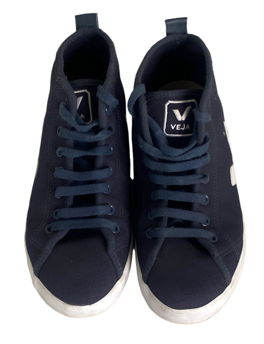VEJA Navy Canvas Sneakers - UK7