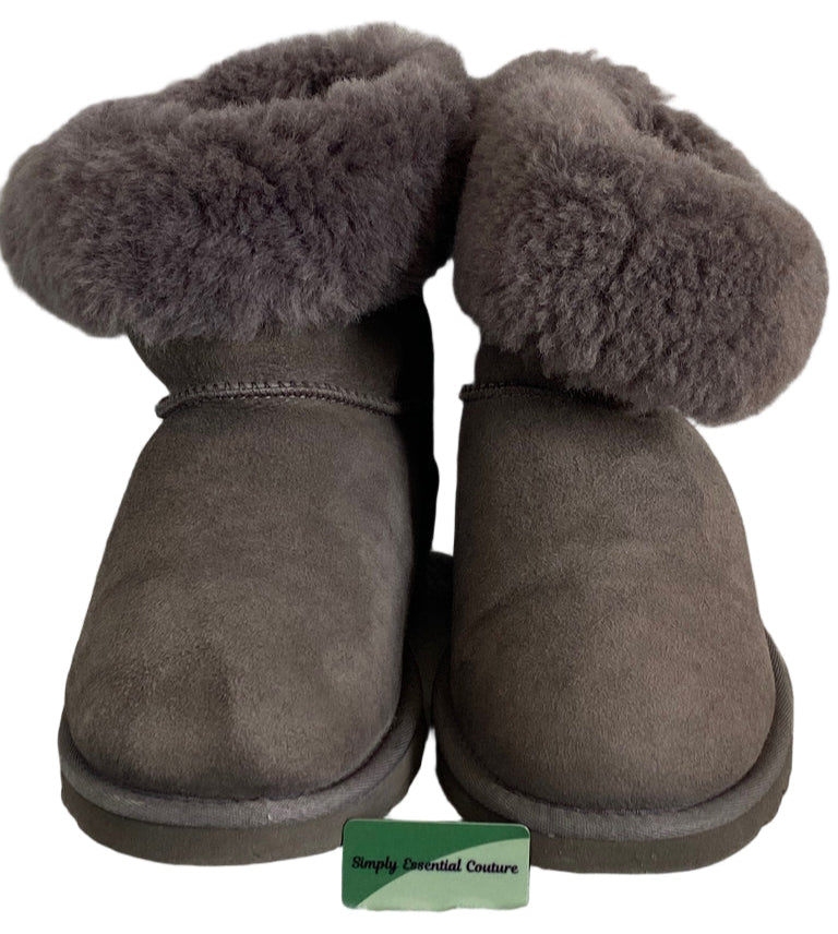 UGG AUSTRALIA Grey Boots UK7.5- Pre-loved