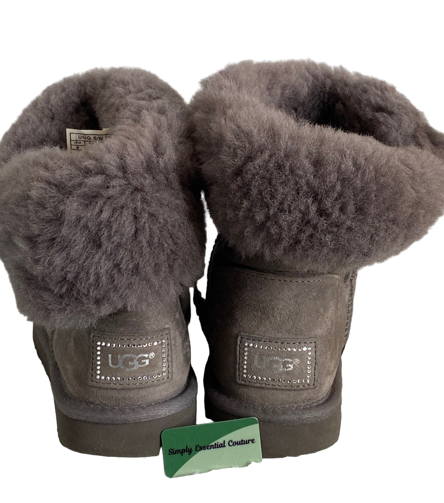 UGG AUSTRALIA Grey Boots UK7.5- Pre-loved