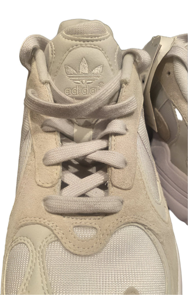 Adidas Light Grey and White Trainers - Tongue