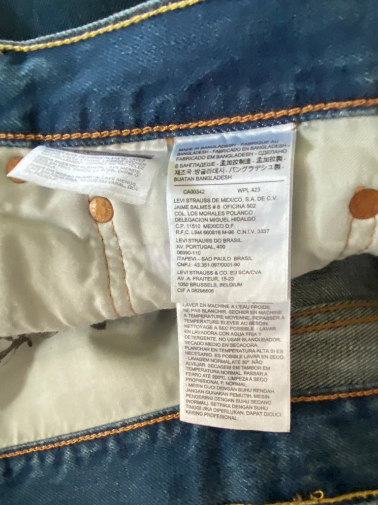 Levis 751 W34 x 32 - Pre-loved