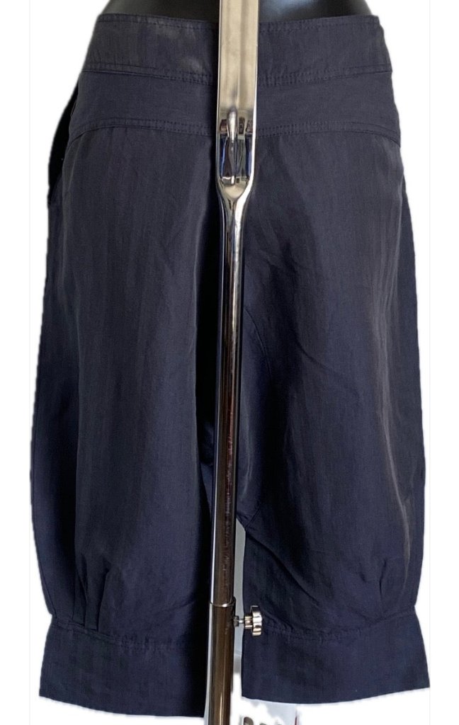Hugo Boss Linen Harem Shorts Size UK14 - NEW with Tags