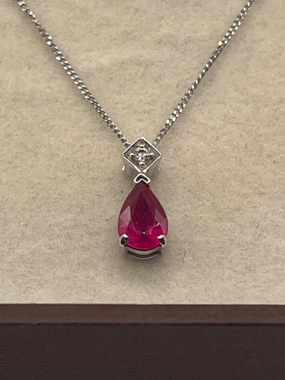 LORDS JEWELS - 9ct White Gold & Red Stone Necklace - Inc. IGI Report