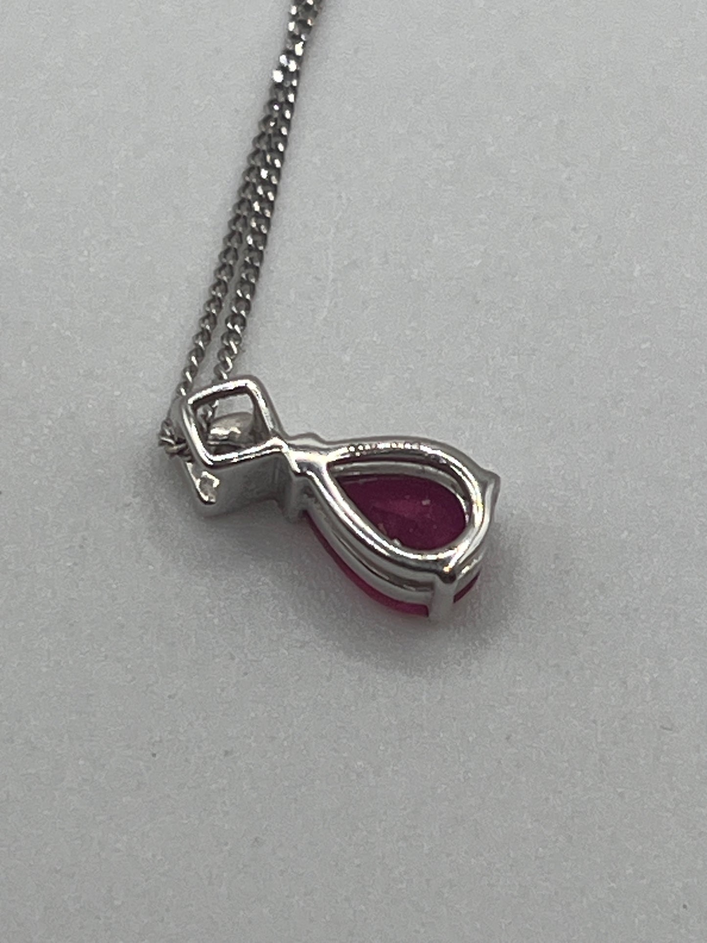 LORDS JEWELS - 9ct White Gold & Red Stone Necklace - Inc. IGI Report