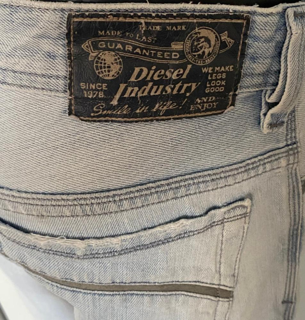 DIESEL Thanaz Light Washed Jeans - W32