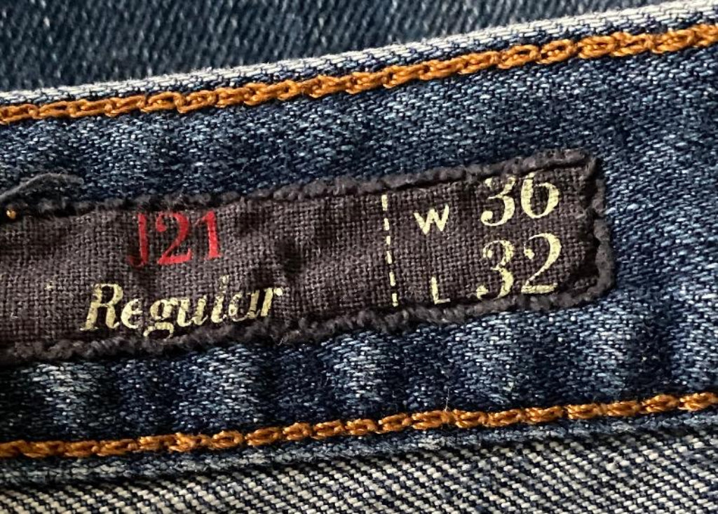 Armani Jeans Blue W36 - Sizing Label