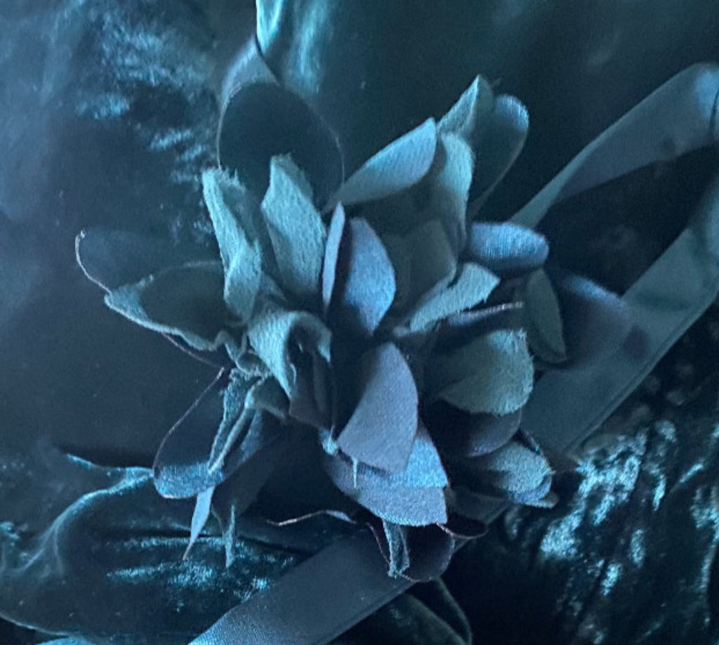 HOBBS Velvet Trousers Flower Details