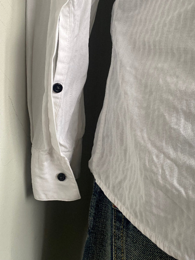 Hugo Boss White Fitted Shirt - Cuffs