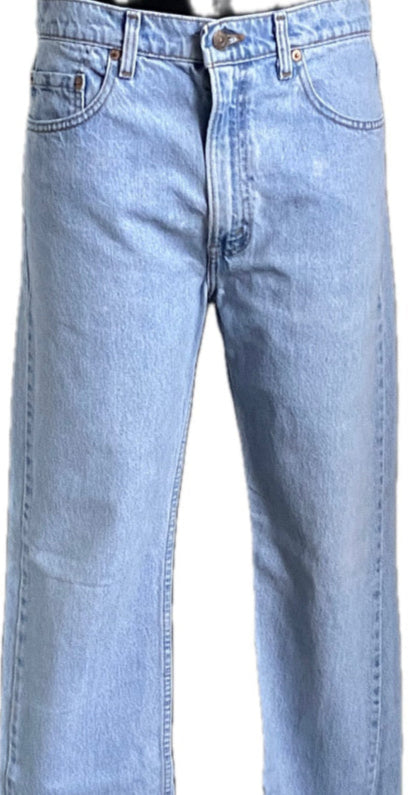 LEVI'S 505 Light Wash Blue Jeans - W33 - Pre-Loved in Great Condition